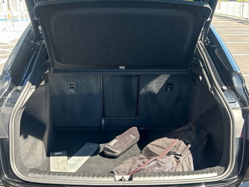 More views of Audi Q4 e-tron