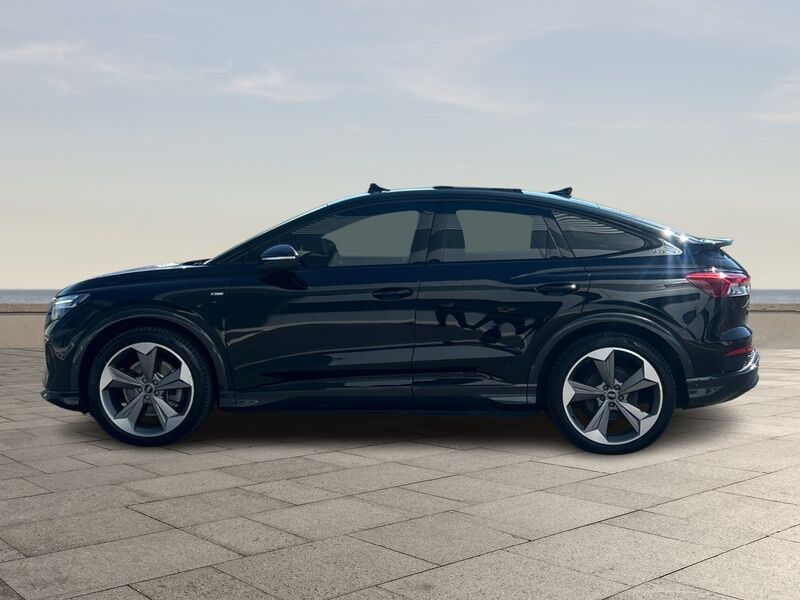 More views of Audi Q4 e-tron