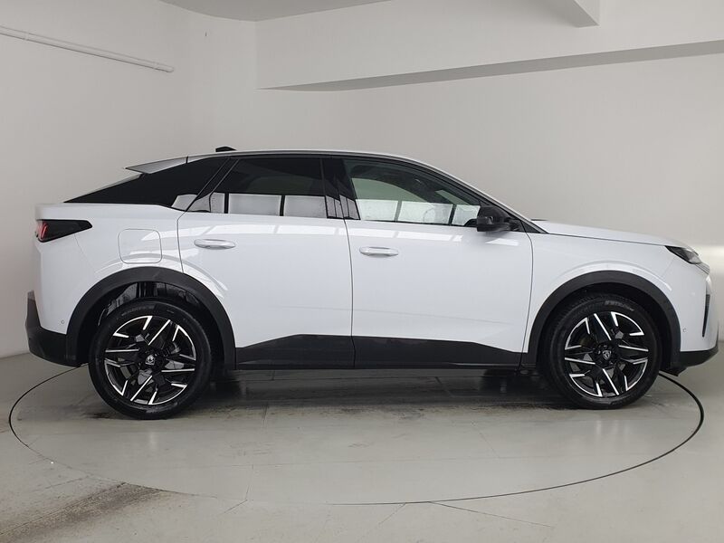 More views of Peugeot 3008