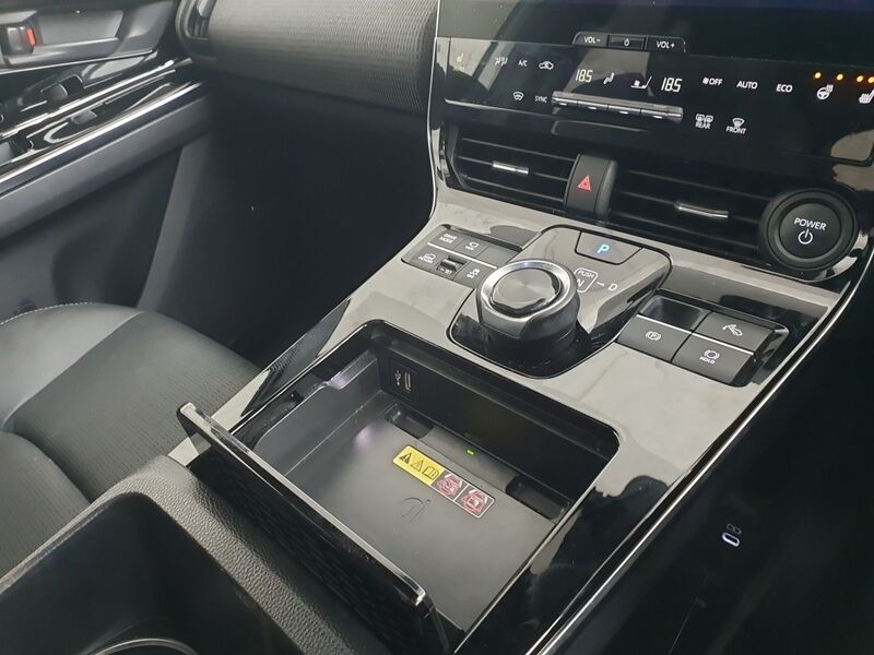 More views of Subaru Solterra