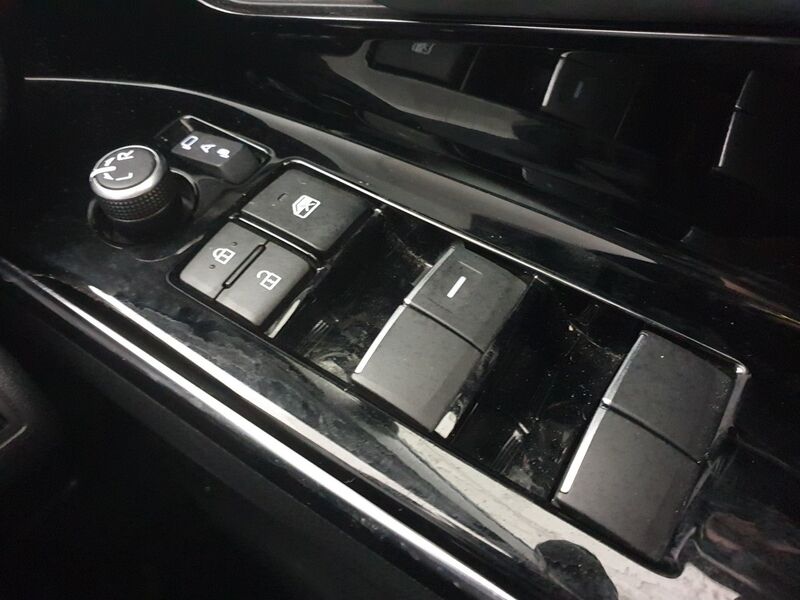 More views of Subaru Solterra