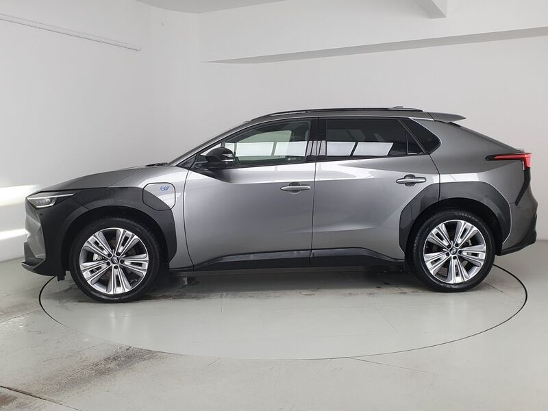 More views of Subaru Solterra