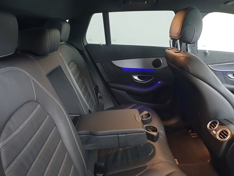 More views of Mercedes-Benz EQC