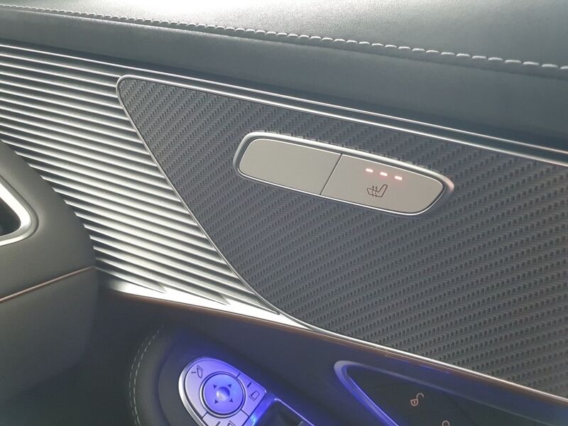 More views of Mercedes-Benz EQC