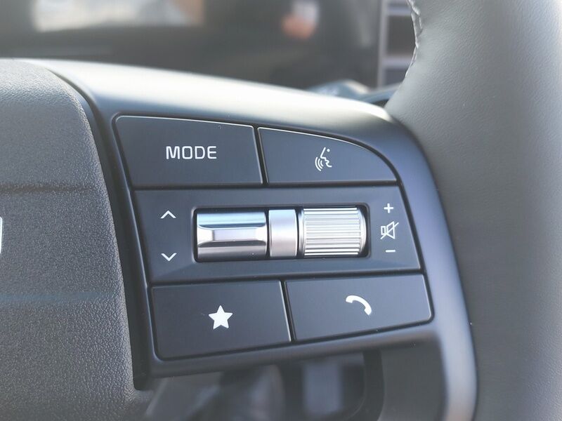 More views of Kia Stonic