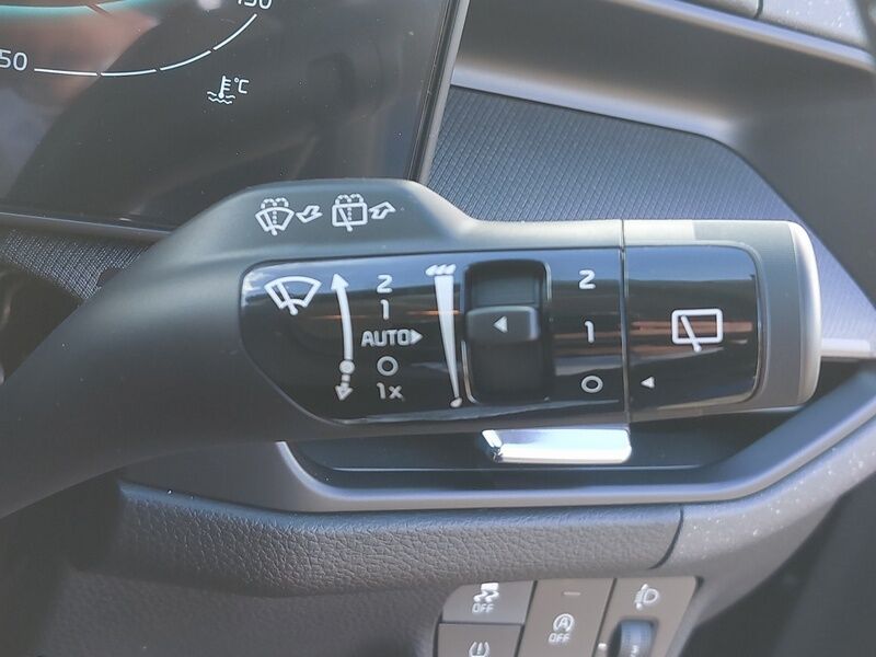 More views of Kia Stonic