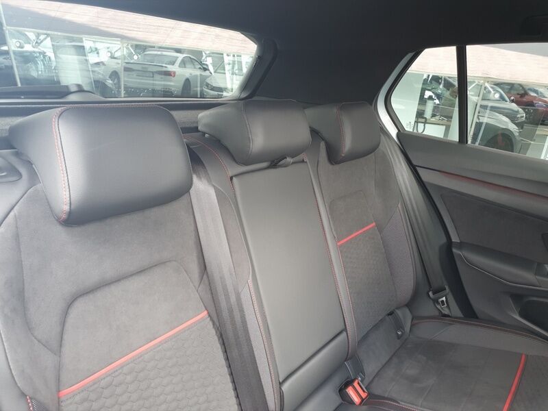 More views of Volkswagen Golf