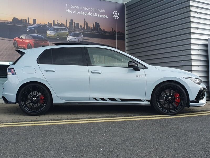 More views of Volkswagen Golf