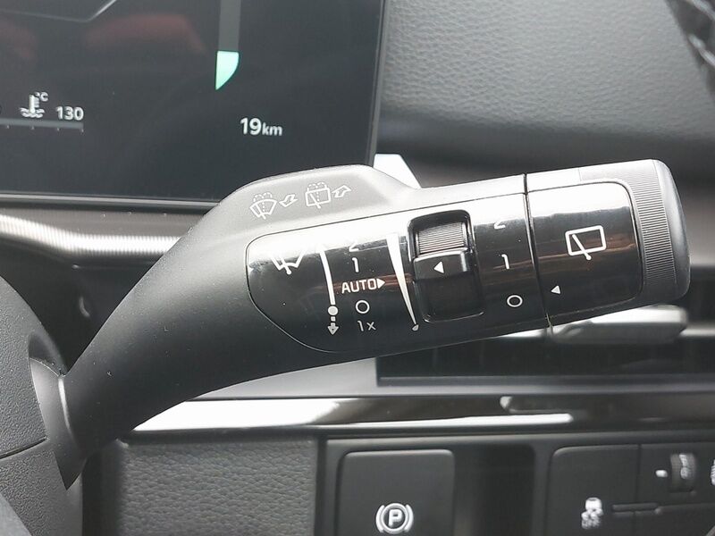 More views of Kia Sportage