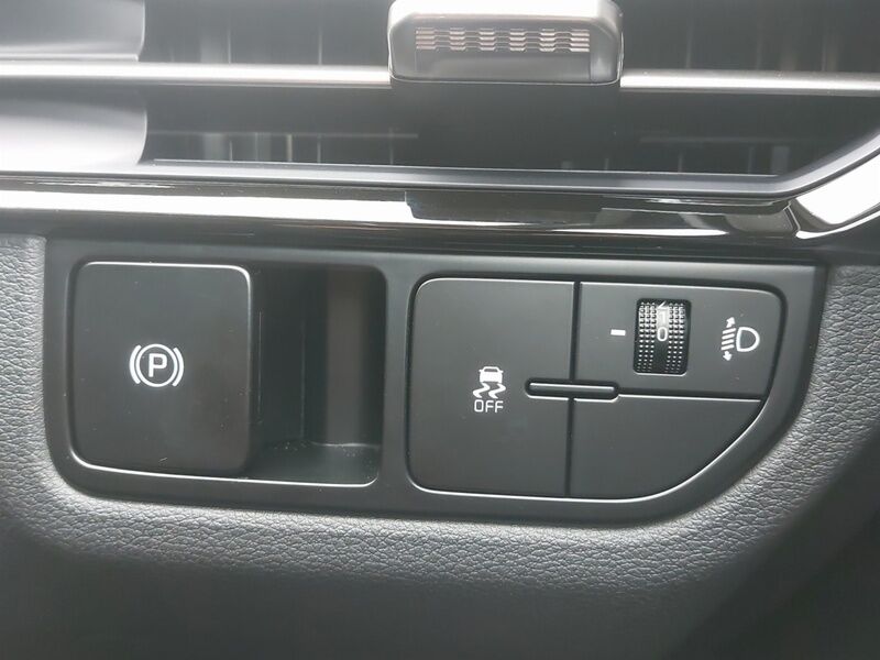 More views of Kia Sportage