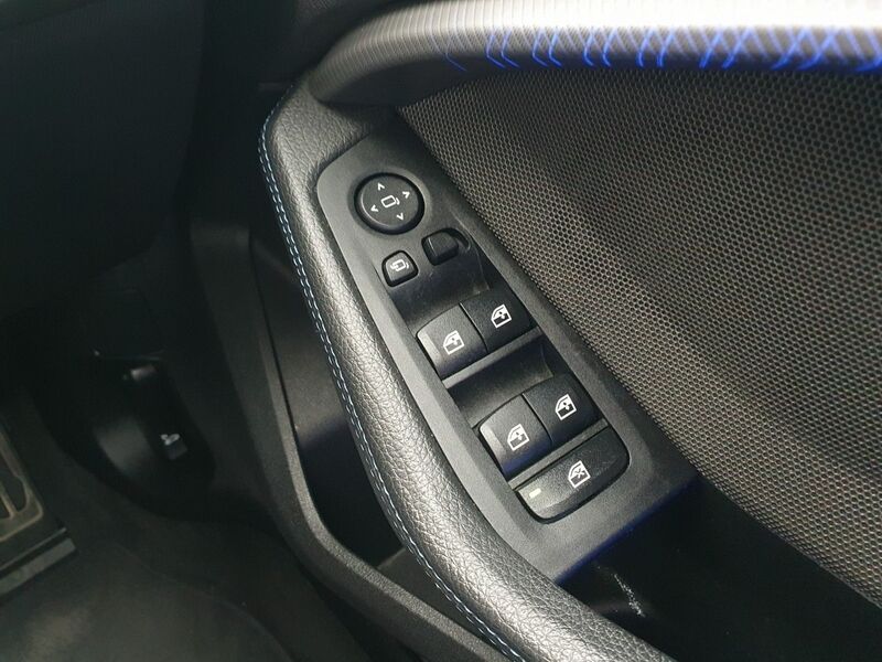 More views of BMW 1-Series