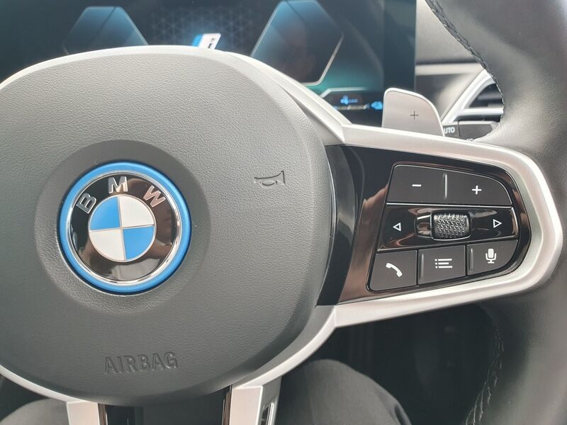 More views of BMW 3-Series
