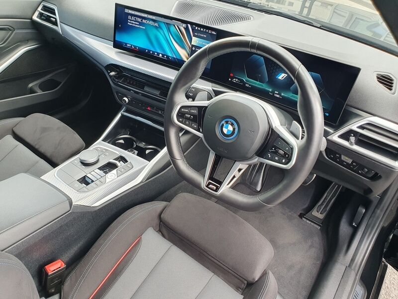 More views of BMW 3-Series