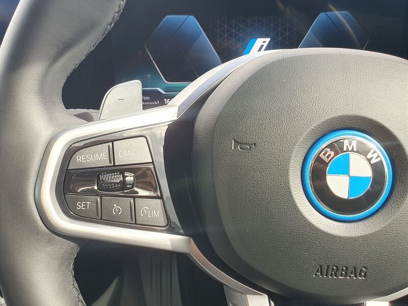 More views of BMW 3-Series