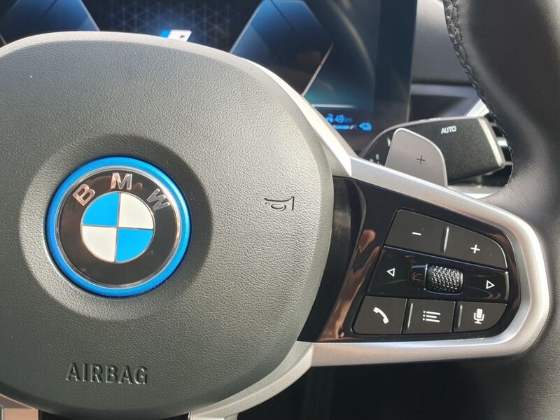 More views of BMW 3-Series