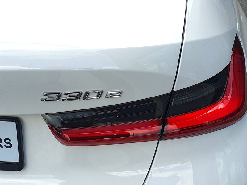More views of BMW 3-Series
