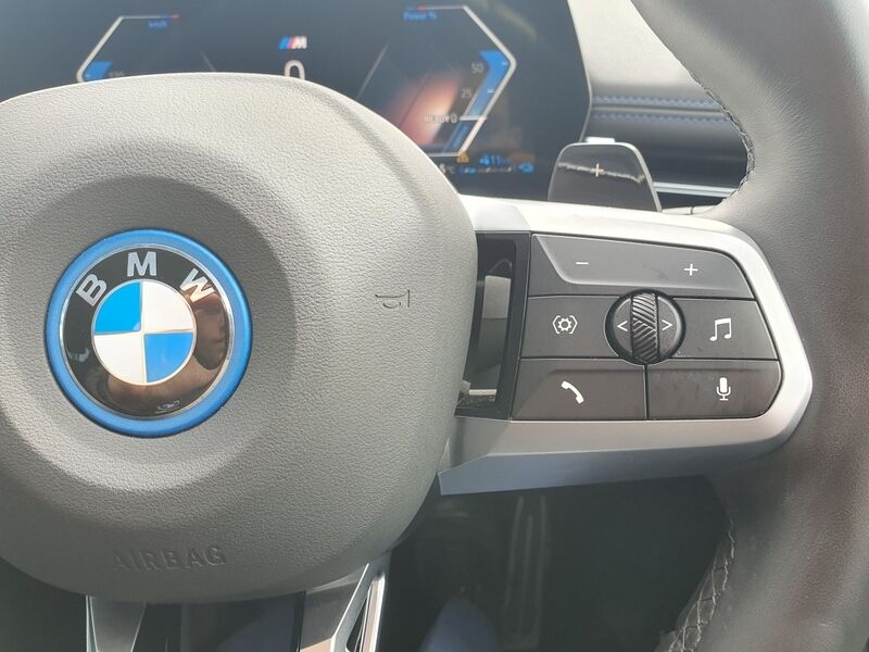 More views of BMW X1