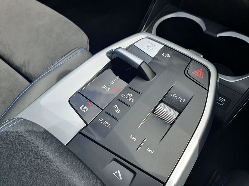 More views of BMW X1