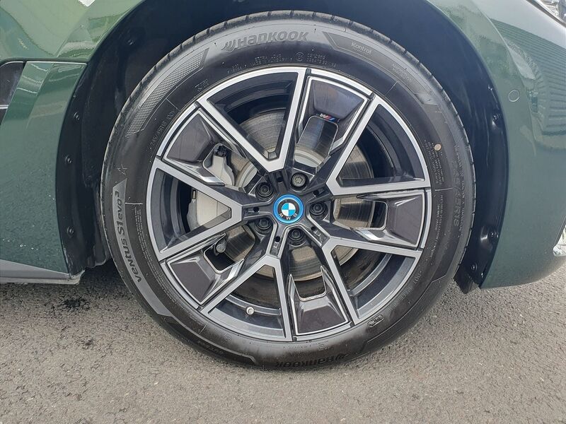 More views of BMW i4