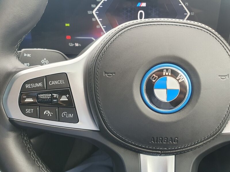 More views of BMW i4