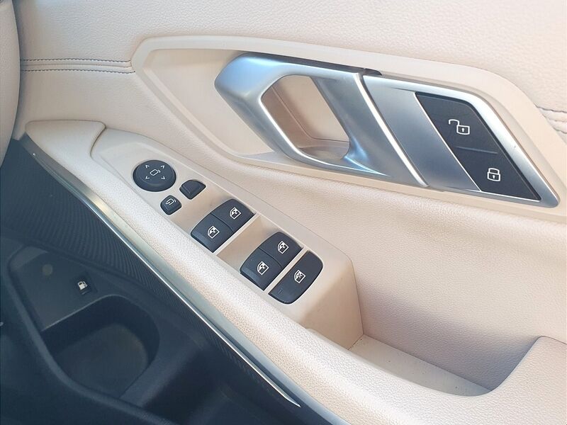 More views of BMW 3-Series
