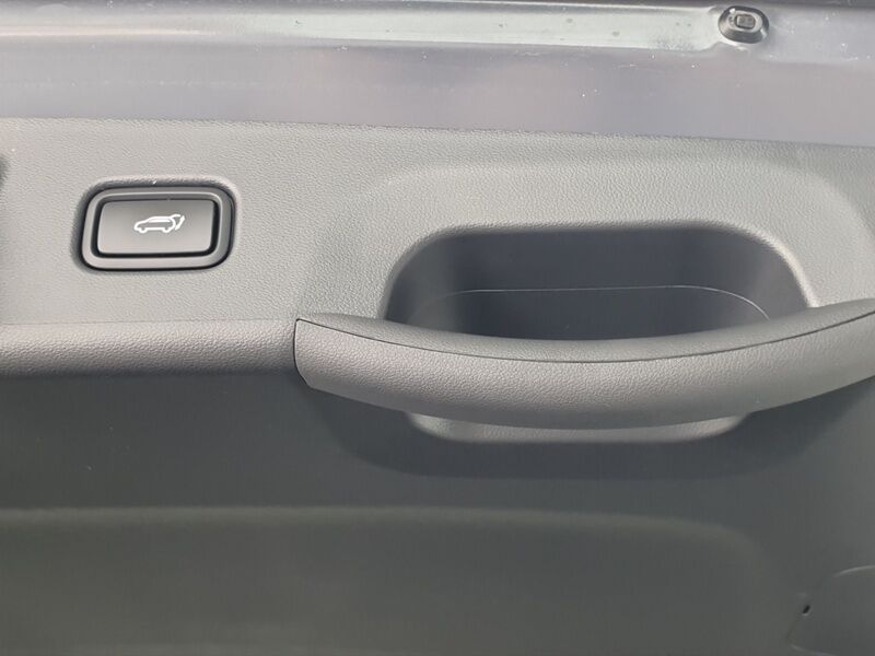 More views of Hyundai Tucson