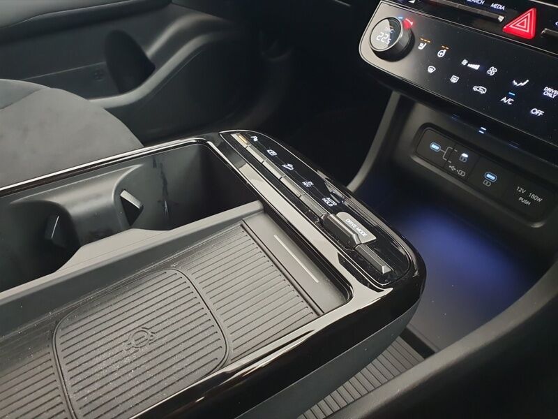 More views of Hyundai Tucson