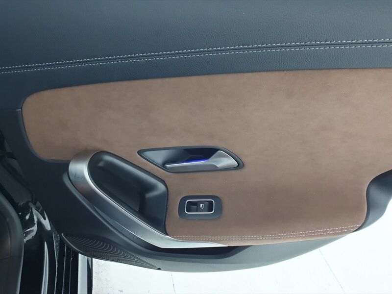 More views of Mercedes-Benz CLA