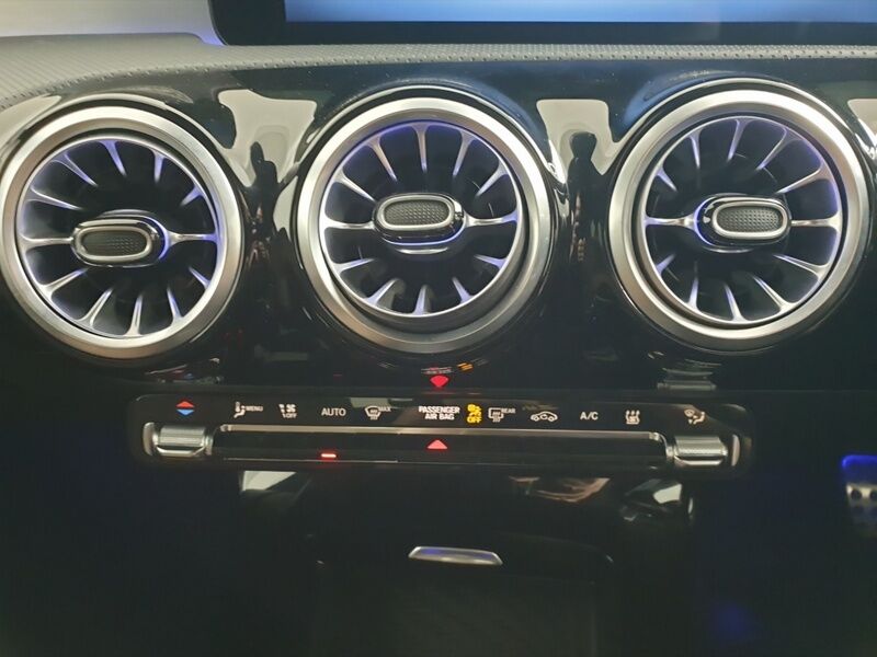 More views of Mercedes-Benz CLA