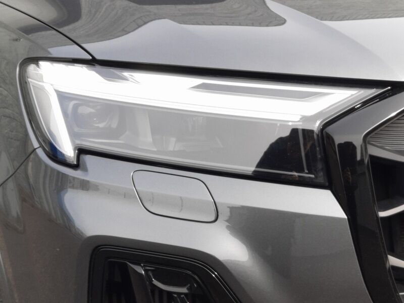 More views of Audi Q7