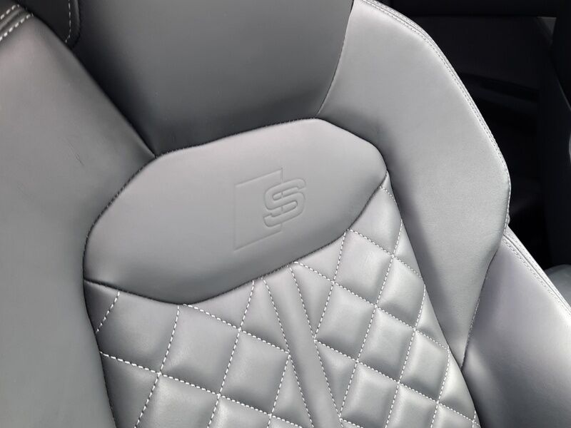 More views of Audi Q7