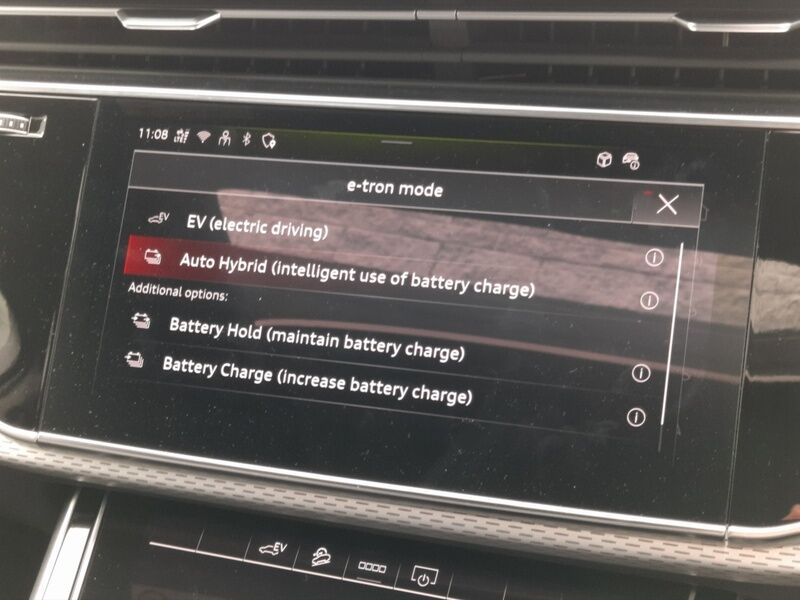 More views of Audi Q7