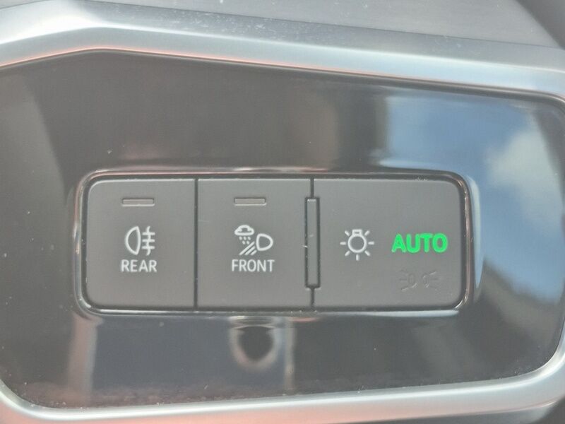 More views of Audi A6