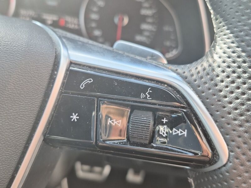 More views of Audi A6