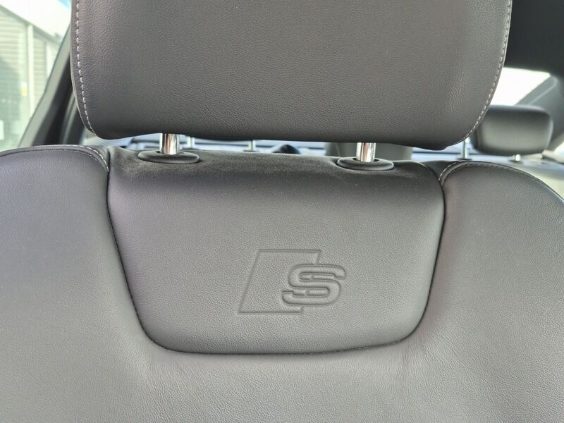 More views of Audi A6