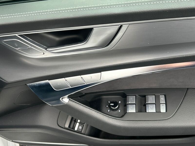 More views of Audi A7