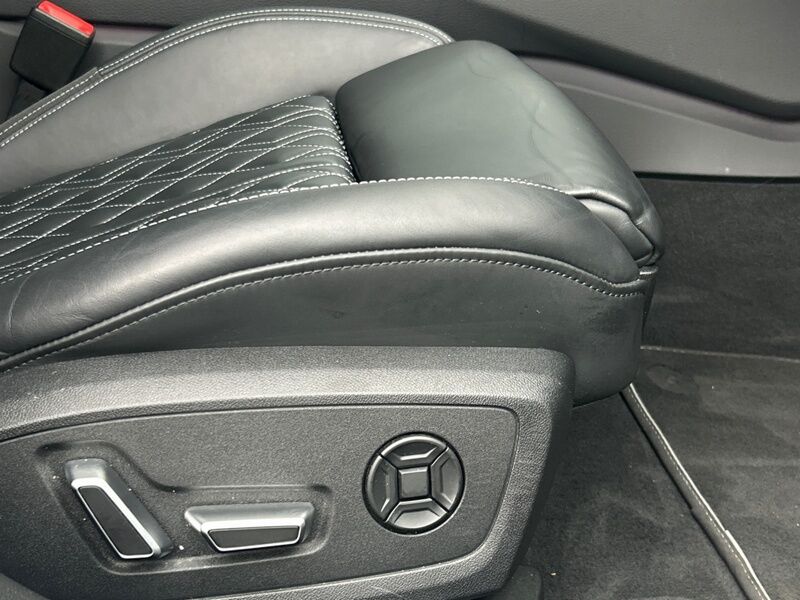 More views of Audi A7