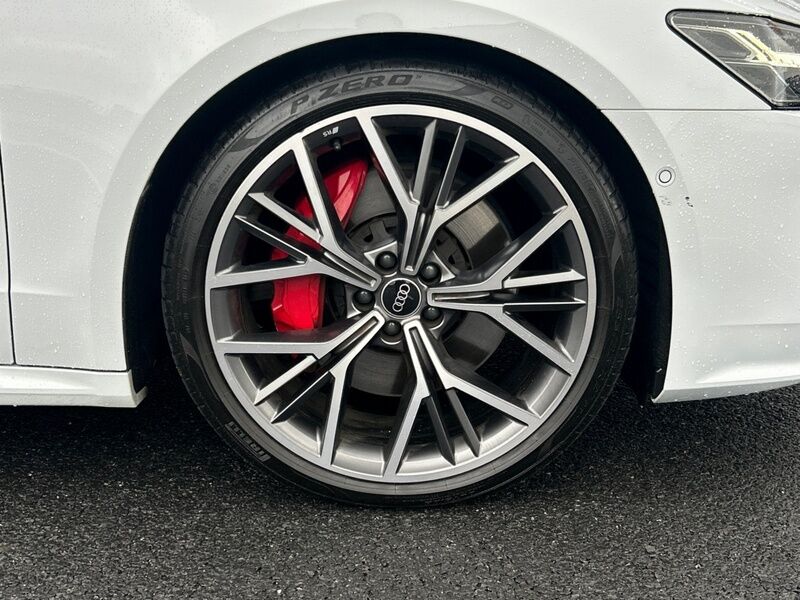 More views of Audi A7