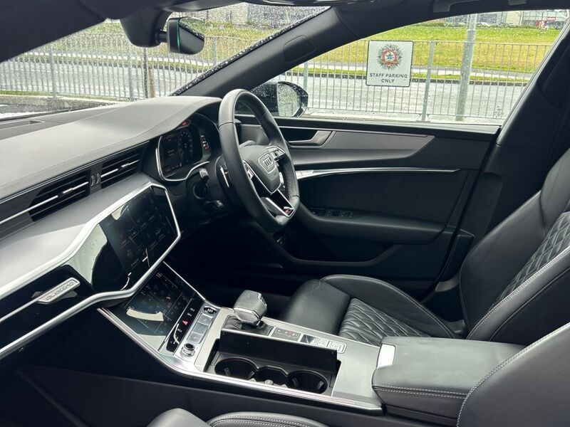 More views of Audi A7