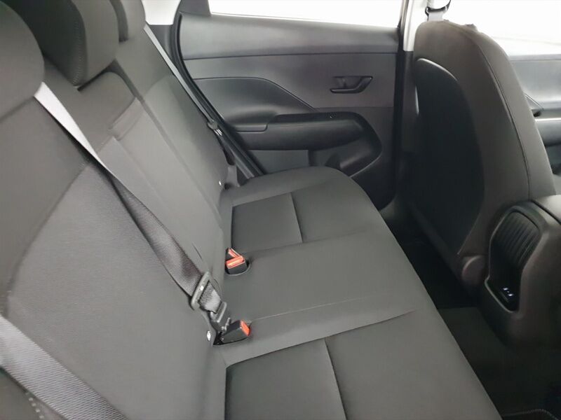 More views of Hyundai KONA