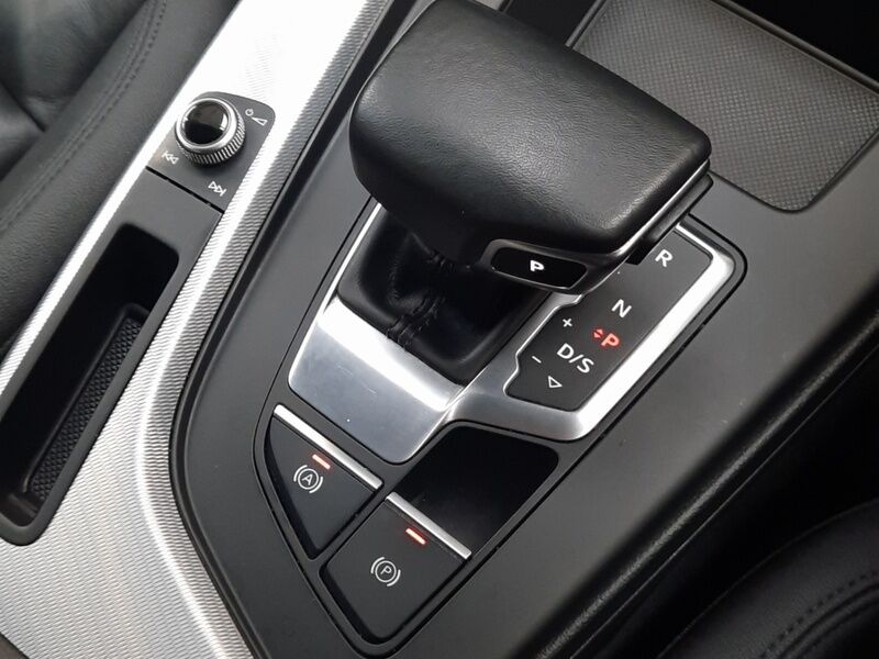 More views of Audi A4