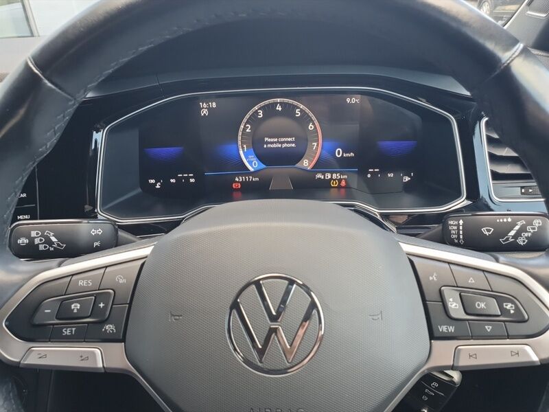 More views of Volkswagen Taigo