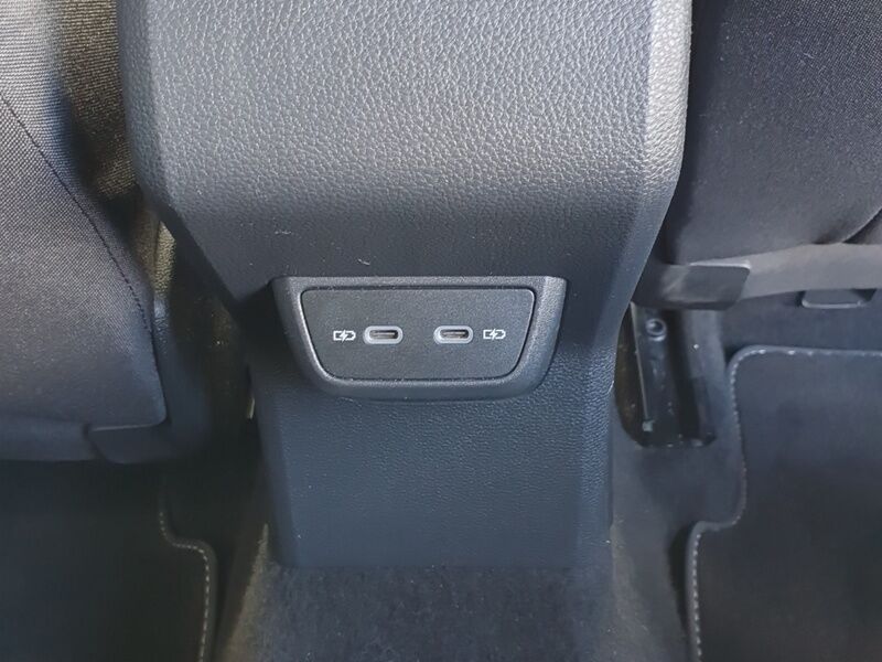 More views of Volkswagen Taigo