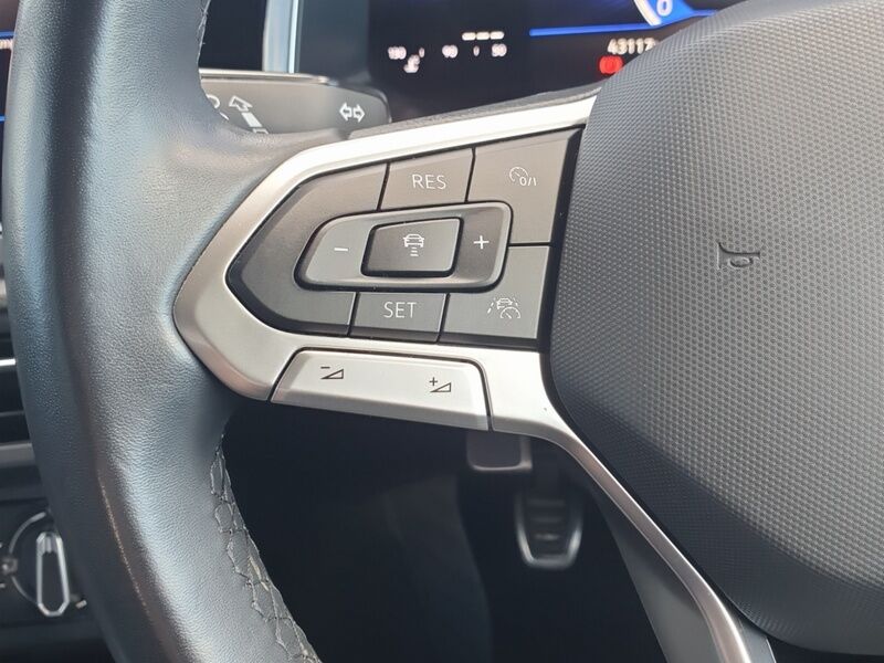 More views of Volkswagen Taigo