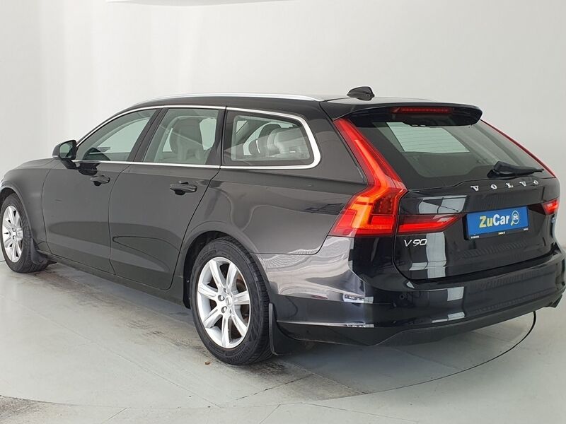 More views of Volvo V90