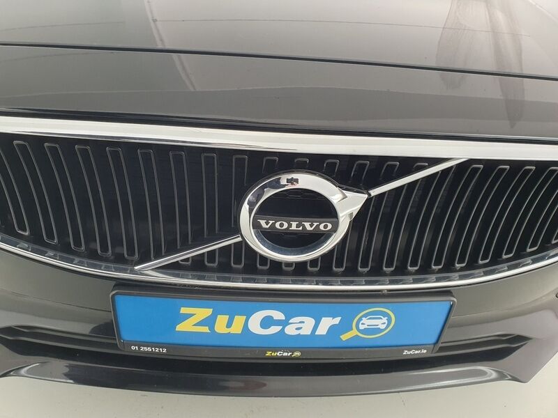 More views of Volvo V90