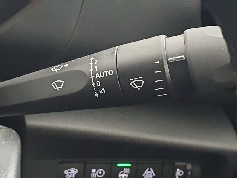 More views of Citroen e-C4