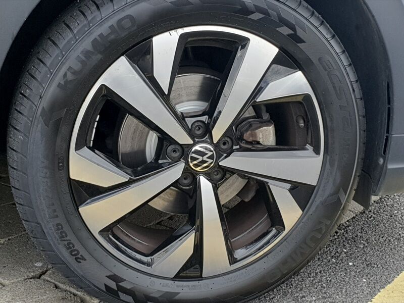 More views of Volkswagen Taigo