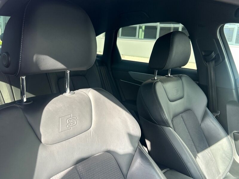 More views of Audi A6