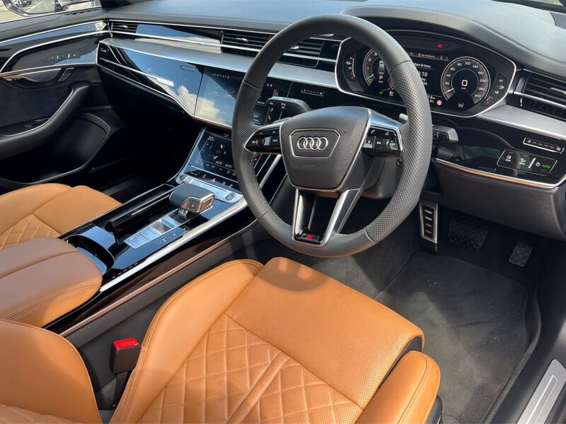 More views of Audi A8